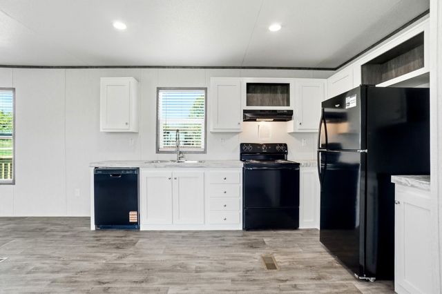 4318 Montana Trail, Granbury, TX 76048