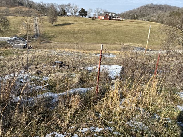 11 Stonewall Hwy, Carthage, TN 37030