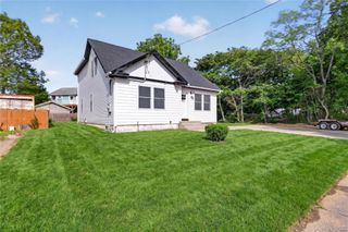 68 Cyprus Avenue, Brentwood, NY 11717