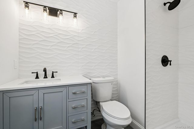 304 Kingston Court, Ridge, NY 11961