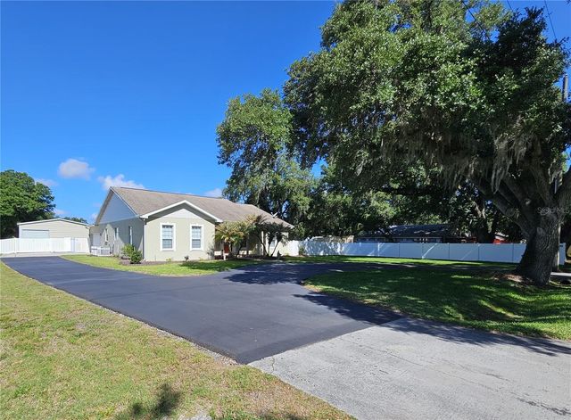 1401 LINDSEY ROAD, Plant City, FL 33566