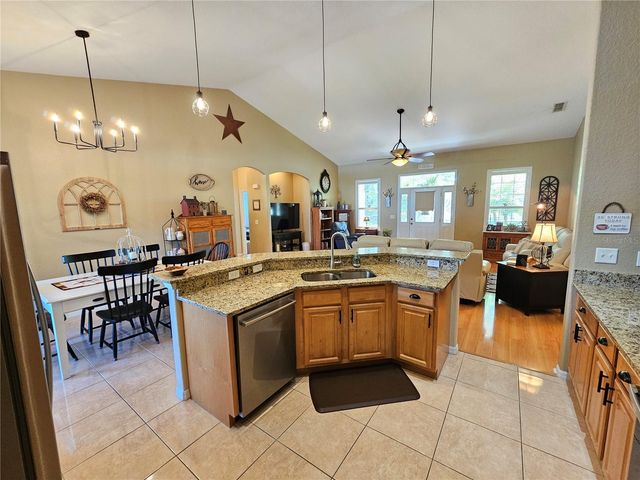 1401 LINDSEY ROAD, Plant City, FL 33566
