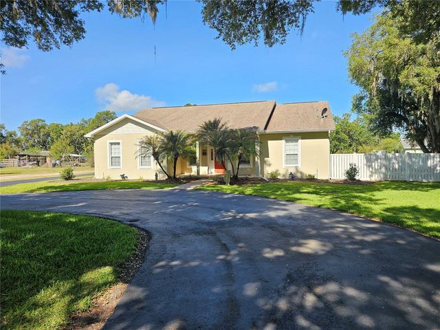 1401 LINDSEY ROAD, Plant City, FL 33566