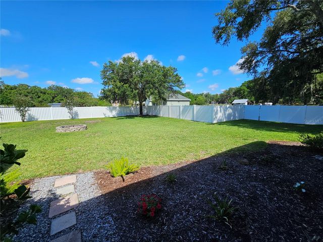 1401 LINDSEY ROAD, Plant City, FL 33566