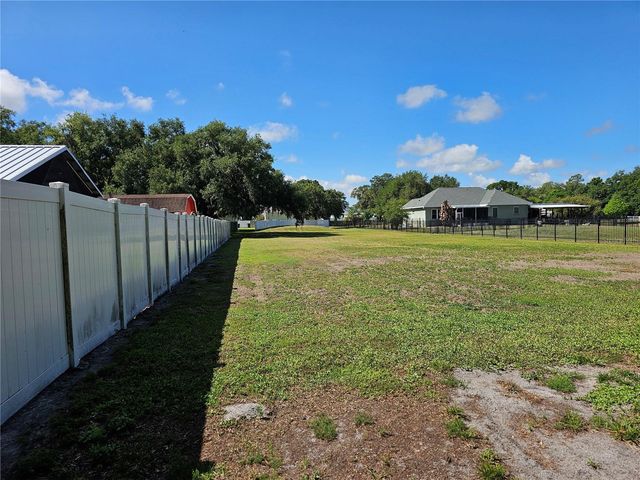 1401 LINDSEY ROAD, Plant City, FL 33566