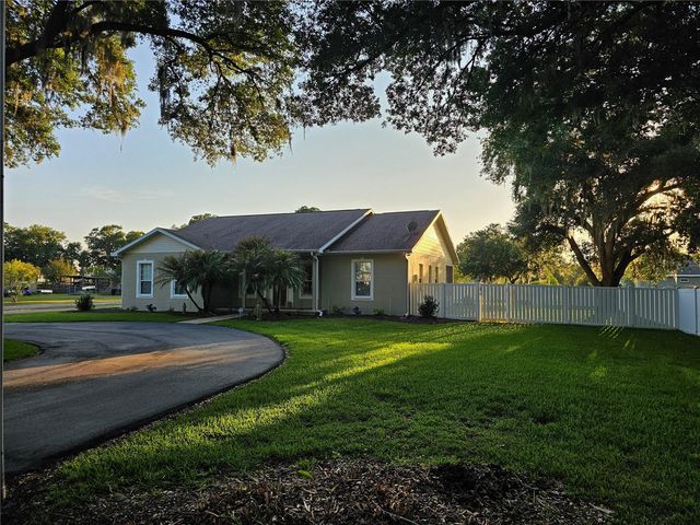 1401 LINDSEY ROAD, Plant City, FL 33566