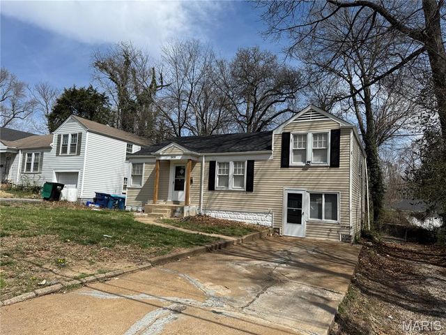 2419 Mary Avenue, Jennings, MO 63136