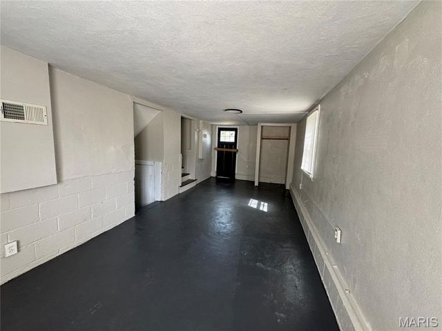 2419 Mary Avenue, Jennings, MO 63136