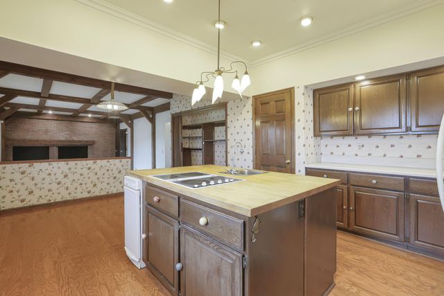 6711 Lancaster New Lexington Road SE, Lancaster, OH 43130