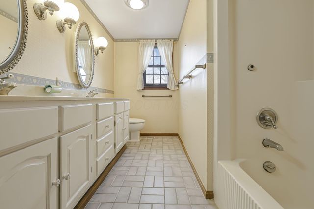 6711 Lancaster New Lexington Road SE, Lancaster, OH 43130