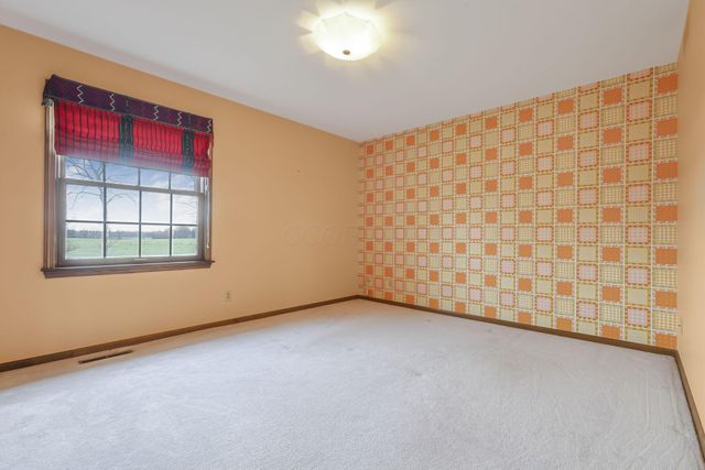 6711 Lancaster New Lexington Road SE, Lancaster, OH 43130