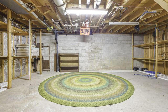 6711 Lancaster New Lexington Road SE, Lancaster, OH 43130