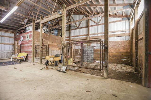 6711 Lancaster New Lexington Road SE, Lancaster, OH 43130