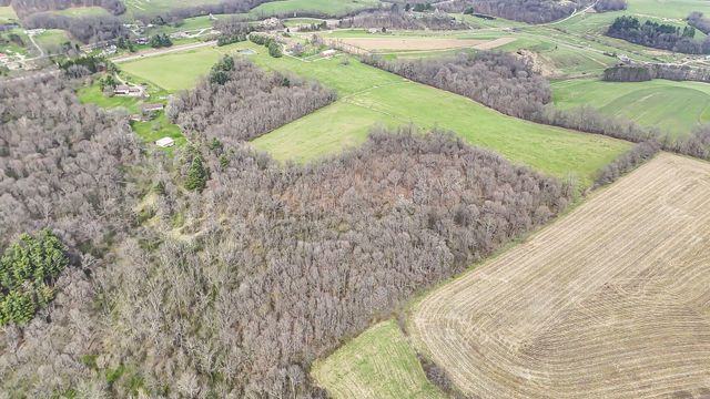 6711 Lancaster New Lexington Road SE, Lancaster, OH 43130