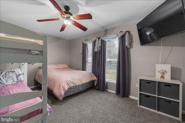 509 UPSHUR DR, Inwood, WV 25428