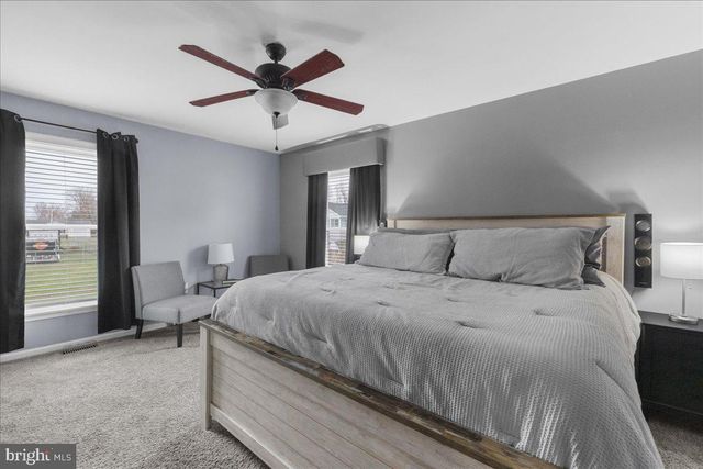 509 UPSHUR DR, Inwood, WV 25428