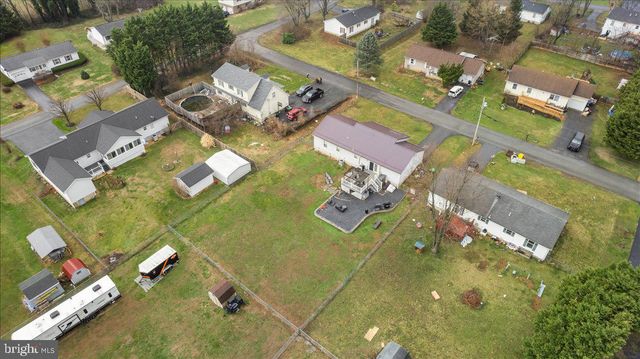 509 UPSHUR DR, Inwood, WV 25428