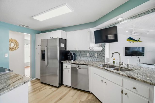 4012 99TH STREET W, Bradenton, FL 34210