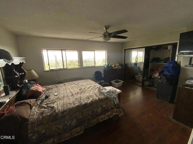 377 N Loop Drive North, Camarillo, CA 93010