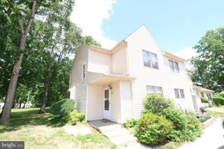 32 PIN OAK LN, Tuckerton, NJ 08087