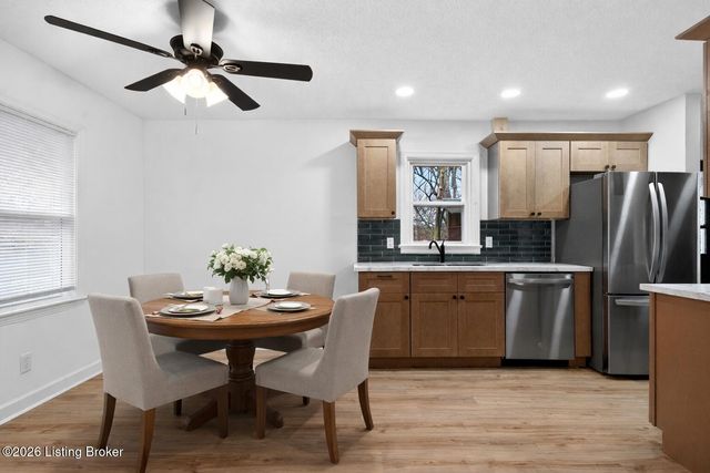 7919 Daffodil Dr, Louisville, KY 40258