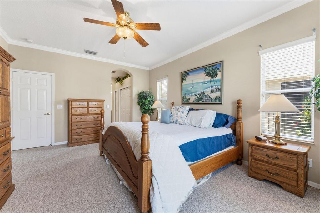 Image 12 of property listing at 5925 JEFFERSON PARK DRIVE, Tampa, FL 33625