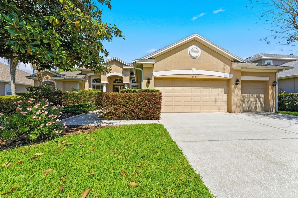 Image 3 of property listing at 5925 JEFFERSON PARK DRIVE, Tampa, FL 33625