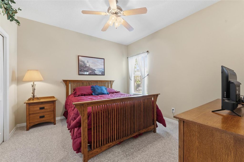 Image 22 of property listing at 5925 JEFFERSON PARK DRIVE, Tampa, FL 33625