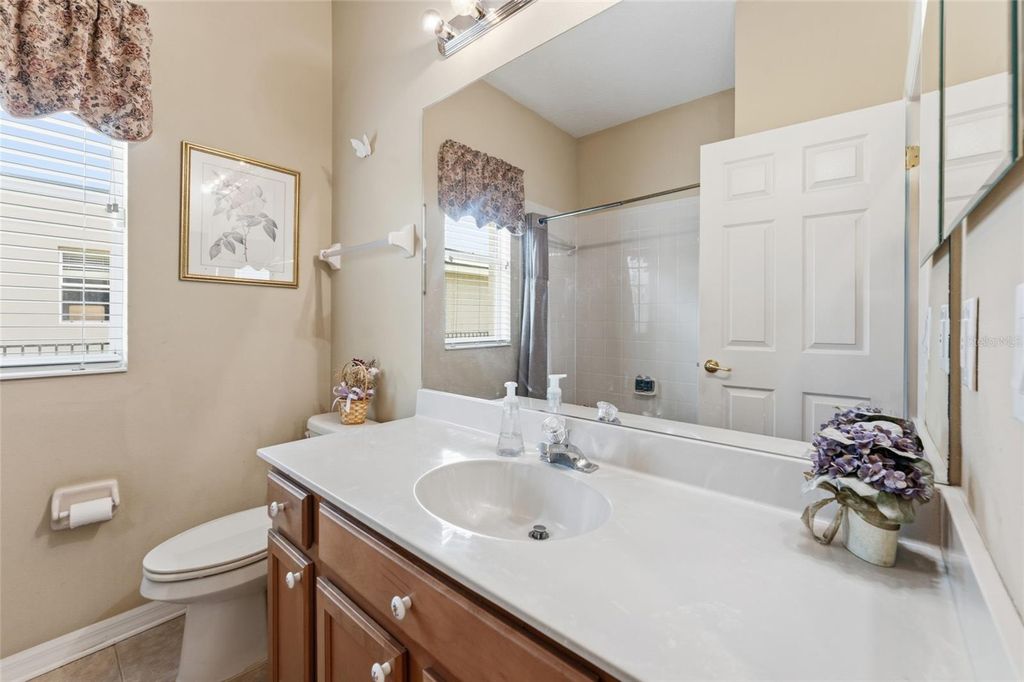 Image 23 of property listing at 5925 JEFFERSON PARK DRIVE, Tampa, FL 33625