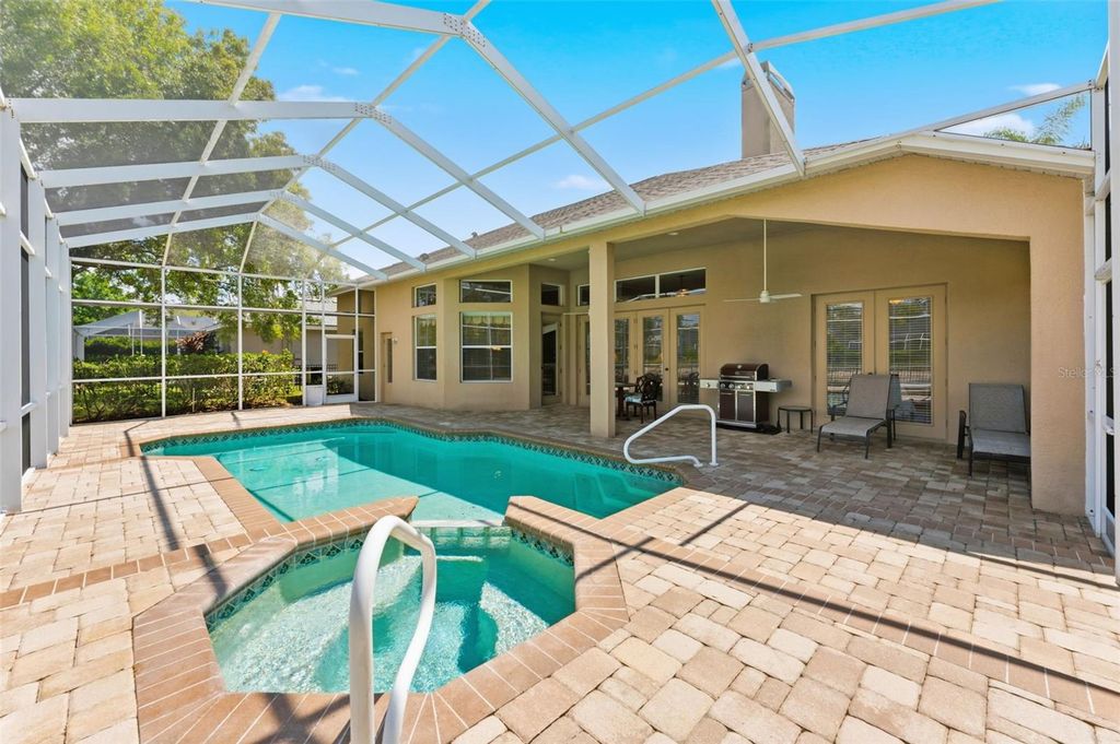 Image 36 of property listing at 5925 JEFFERSON PARK DRIVE, Tampa, FL 33625