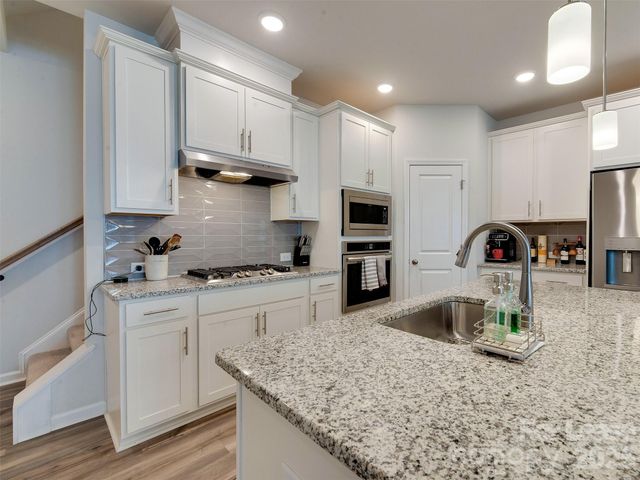 3329 Ada Mill Alley, Charlotte, NC 28205