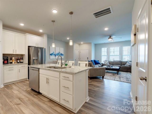 3329 Ada Mill Alley, Charlotte, NC 28205