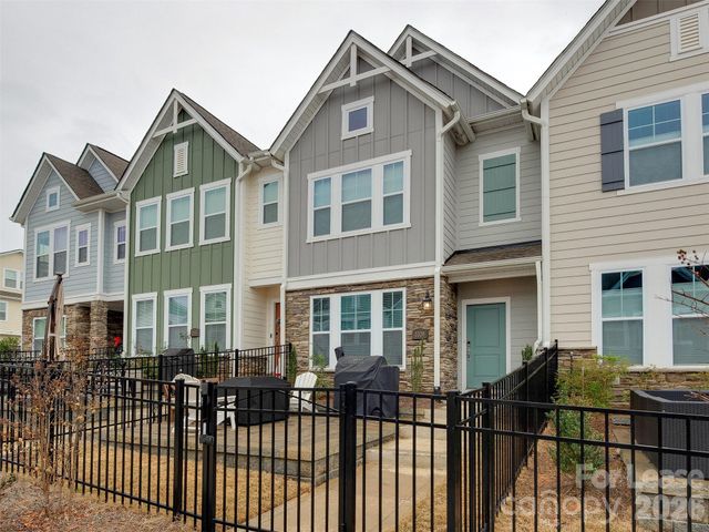 3329 Ada Mill Alley, Charlotte, NC 28205