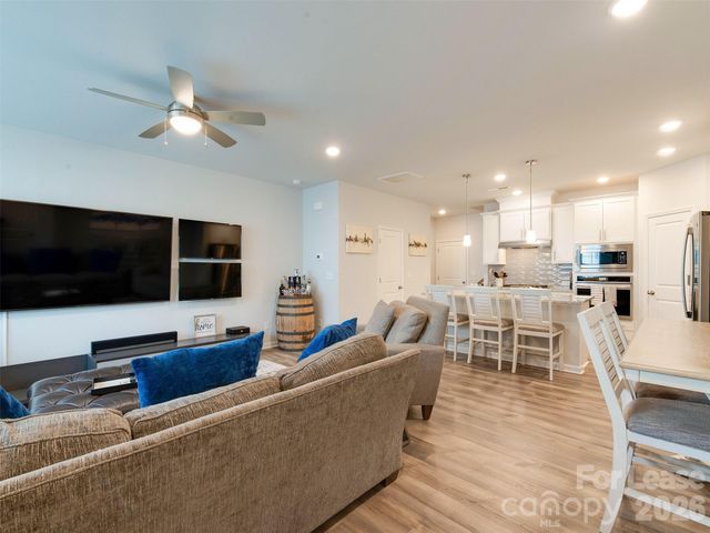 3329 Ada Mill Alley, Charlotte, NC 28205