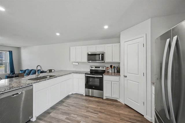 3557 Chestnut Oak Drive, Dallas, TX 75253