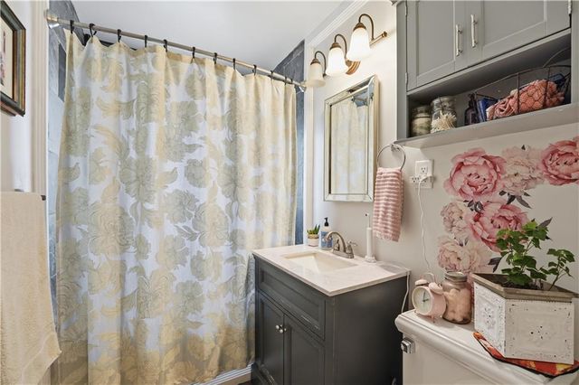 2916 S Northern Boulevard, Independence, MO 64052