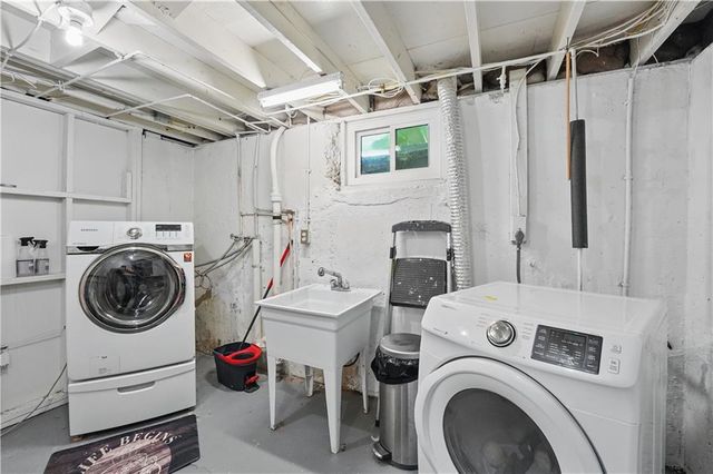 2916 S Northern Boulevard, Independence, MO 64052