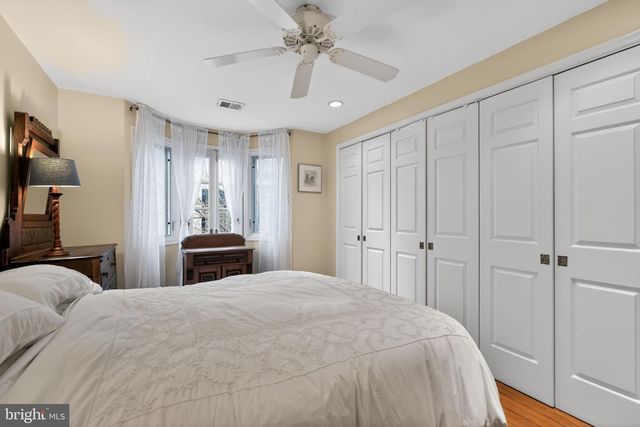 422 S CAMAC ST, Philadelphia, PA 19147