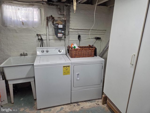 422 S CAMAC ST, Philadelphia, PA 19147