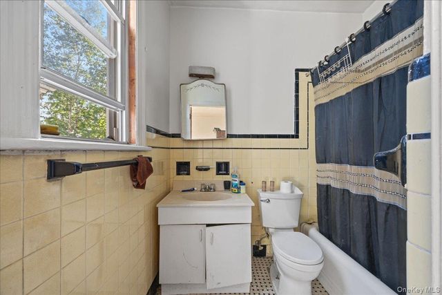 512 Warburton Avenue, Yonkers, NY 10701