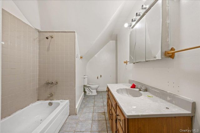 512 Warburton Avenue, Yonkers, NY 10701