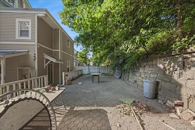 512 Warburton Avenue, Yonkers, NY 10701