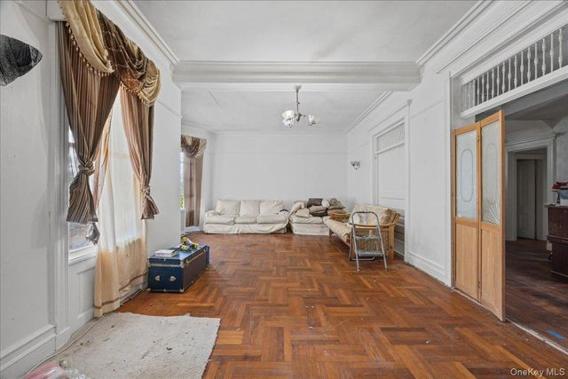 512 Warburton Avenue, Yonkers, NY 10701