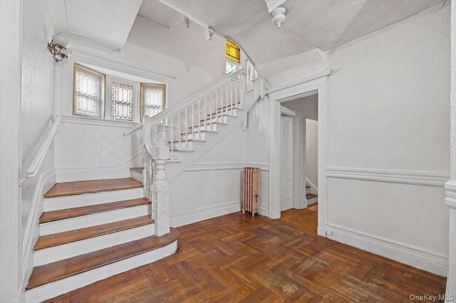 512 Warburton Avenue, Yonkers, NY 10701