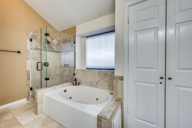 804 Santa fe Trail, Irving, TX 75063
