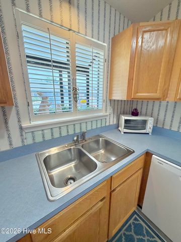 3156 Fox Run Drive, Kinston, NC 28504