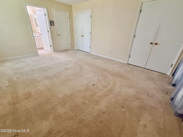 3156 Fox Run Drive, Kinston, NC 28504
