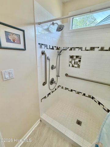 3156 Fox Run Drive, Kinston, NC 28504