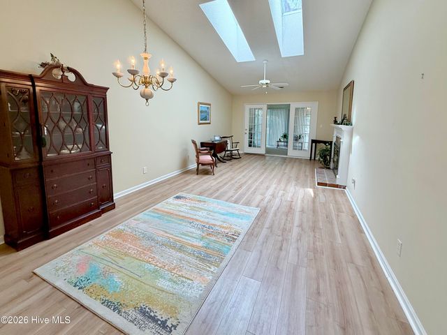 3156 Fox Run Drive, Kinston, NC 28504