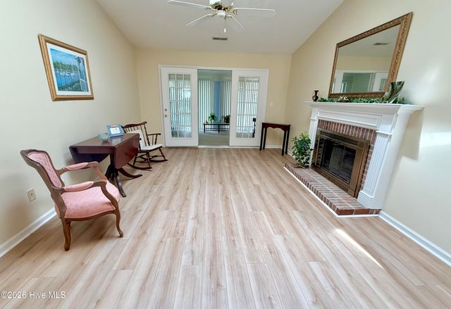 3156 Fox Run Drive, Kinston, NC 28504